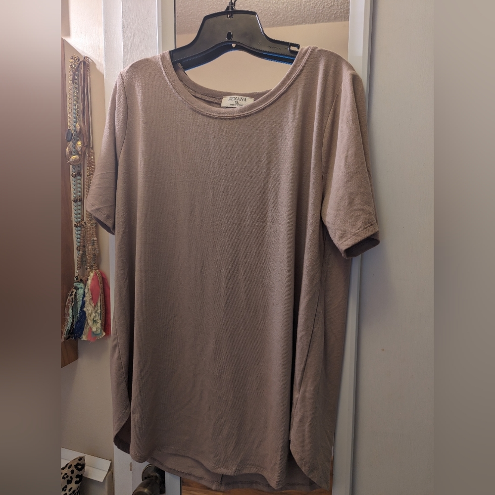 Brown short sleeved top